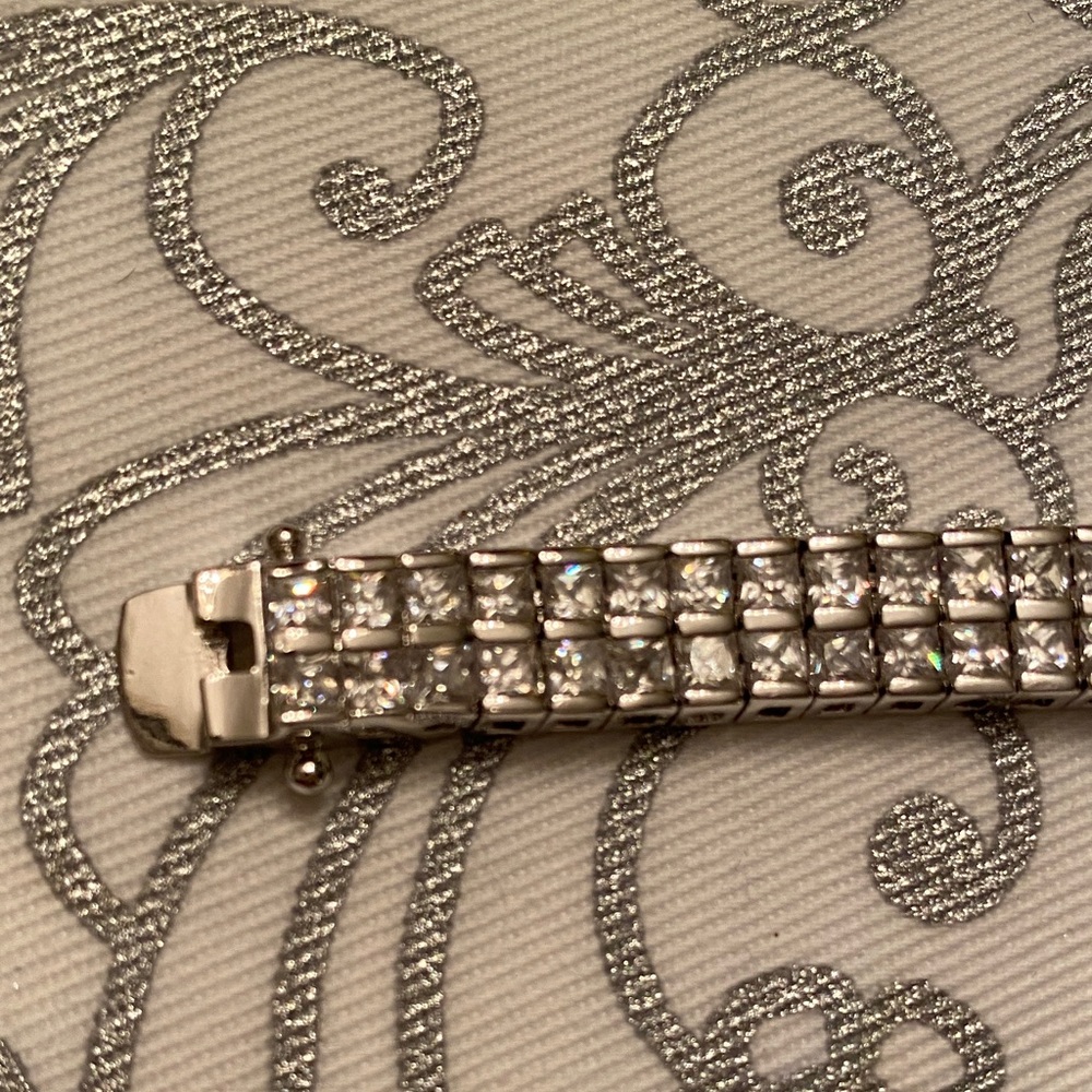 925 Sterling Silver Bracelet - Picture 4 of 7